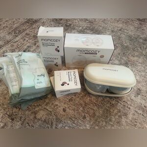 Mom Cozy M5 Breast Pumps